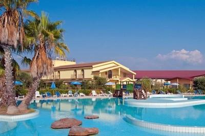 ITALIJA, SARDINIJA: HORSE COUNTRY RESORT 4*, rugsėjo 5 d. - spalio 10 d., 7 n. nuo 621,50 EUR ITALIJA, SARDINIJA: HORSE COUNTRY RESORT 4*, rugsėjo 5 d. - spalio 10 d., 7 n. nuo 621,50 EUR